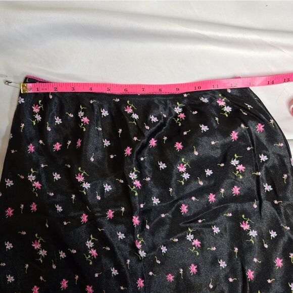 VINTAGE 90s Y2K Delia*s satin dark floral grunge bias cut midi slip skirt M - Picture 5 of 7